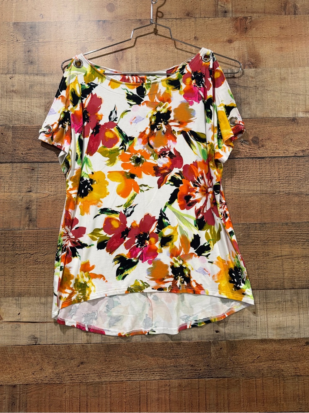 Cable & Gauge Cold Shoulder Floral Colorful Short Sleeve Top Sz Large
